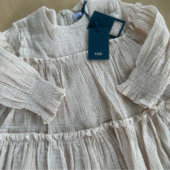 Kipp Textured Dress In Stone - Picture 4 of 10